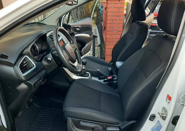 Suzuki SX4 S-Cross cena 66900 przebieg: 71400, rok produkcji 2018 z Tomaszów Mazowiecki małe 562